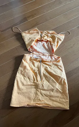 Orange Strapless Bodycon Mini Dress thumbnail 3