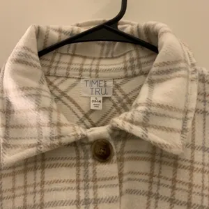 Time And Tru Women's Flannel Plaid Crop Jacket Shirt Shacket Size L 12-14 thumbnail 4