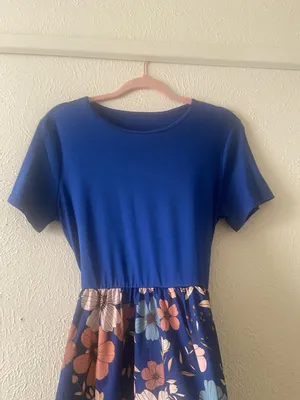 Women’s Blue Floral Midi Dress with Tie Waist thumbnail 5
