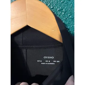Oysho Black Soft Mock Neck Crewneck Sz Small thumbnail 2