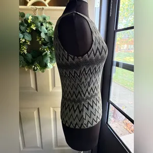 Vintage Y2K Studio Y sparkle chevron tank, size medium thumbnail 4
