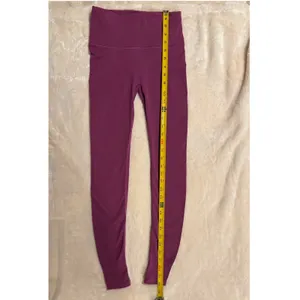 Lululemon Tight Stuff Tight II Berry Purple High Rise Running Leggings‎ Womens 6 thumbnail 8