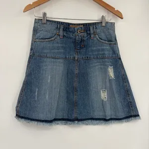 Y2K Paris Blues Distressed Denim Mini Skirt Sz 3 Grunge Indie Sleaze Festival thumbnail 2