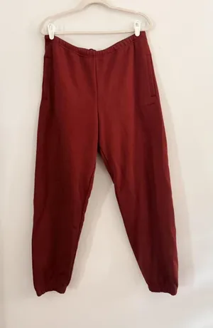 Skims Cotton Fleece Classic Jogger in Brick thumbnail 1