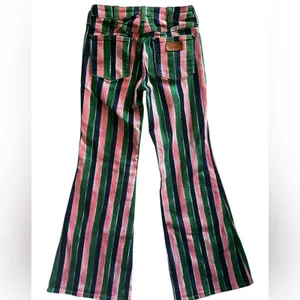 Wrangler Wanderer Mid Rise Bell Bottoms in sandía stripe size 24 thumbnail 5
