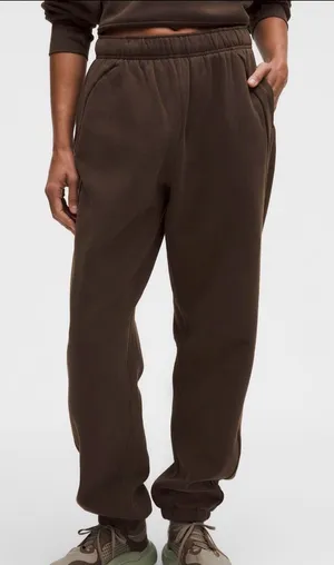 Lululemon Women’s Medium Scuba Mid-Rise Oversized Joggers in Brown thumbnail 1