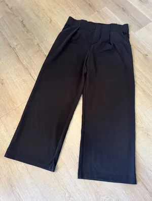 H&M Women's Dark Brown Pleated High-Waisted Wide Leg Pants thumbnail 1