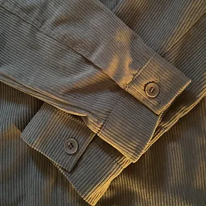 Avec Les Filles Top Womens L Gray Corduroy Long Sleeve Button Up Anthropologie thumbnail 6