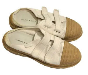 Charles &‎ Keith Cream/Tan Sneaker Mules Size 7 thumbnail 1