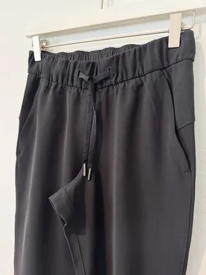 Lululemon On The Fly Pants Size 2 Black High Rise Drawstring Travel Quiet Luxury thumbnail 4