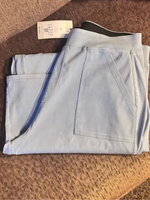 New! Halara Flex Ligh Blue Wide-Leg Cargo Pants thumbnail 4