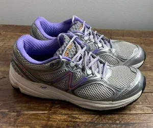 New Balance 840v2 women's running shoes silver/ purple‎ size 8 thumbnail 1