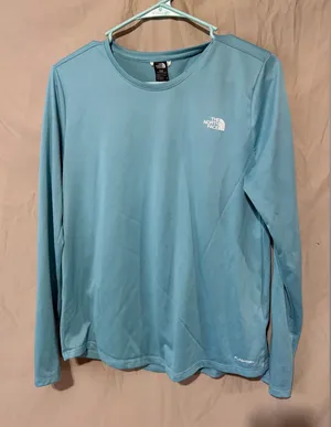 North face long sleeve thumbnail 1
