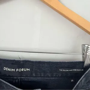 Aritzia Denim Forum Dillon High Rise Slim Black Jeans 28L Size 25 thumbnail 4