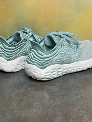 New Balance Fresh Foam Beacon V3 Women's Light Blue Sneakers Size 7B thumbnail 8