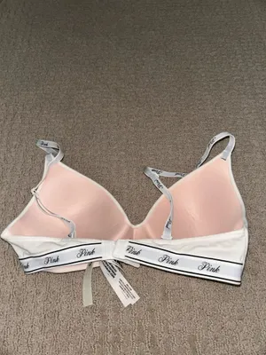 PINK Victoria's Secret Bra thumbnail 2