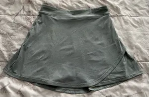EleVen by Venus Williams Gray Wrap-Style Circle Skirt with white shorts, size M thumbnail 1