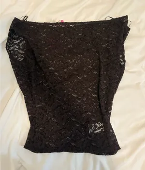 Edikted Top Lace Sheer thumbnail 1