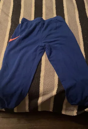 Nike Sweatpants thumbnail 2