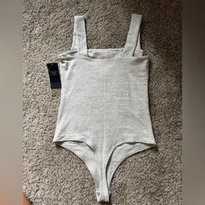 NWT Abercrombie bodysuit size xs thumbnail 2