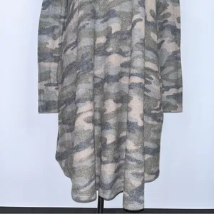 RAE MODE Green Camo Super Soft Long Sleeve V-Neck Swing Dress Small NWT thumbnail 3