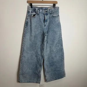 Gap Baggy Mid Rise Studded Denim Jeans thumbnail 2
