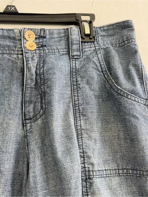 NEW GAP Washed Indigo Cargo Capris jeans size 12 thumbnail 3