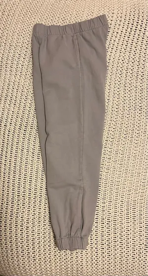 Brandy Melville Rosa Sweatpants thumbnail 6