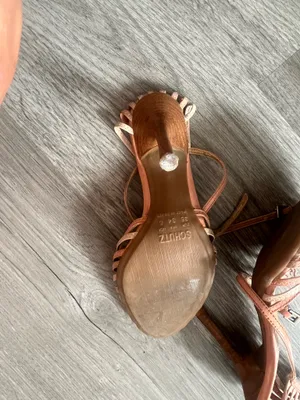 Schutz Sandals Heeled size 6 thumbnail 3