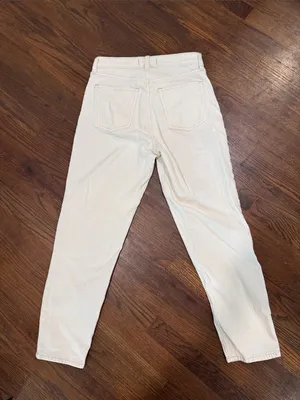 Abercrombie & Fitch Cream High-Rise mom jeans curvy love thumbnail 4