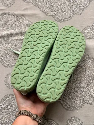 Like New Birkenstock Bend Low Sneaker | Size 38 thumbnail 3