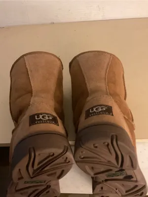 UGG women chestnut suede sheepskin short classic boots US 5 thumbnail 11