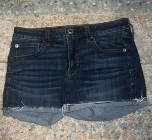 American Eagle Outfitters Low Rise Shorts thumbnail 1