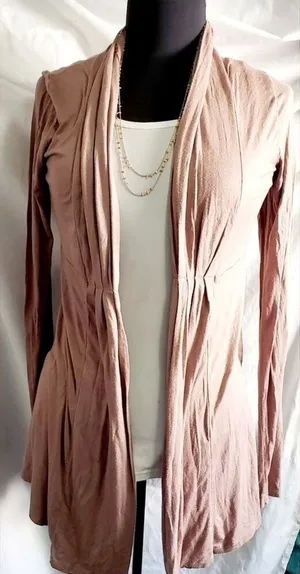 Lavish Rose Cardigan Medium thumbnail 1