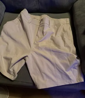 Halara women’s size large shorts thumbnail 1