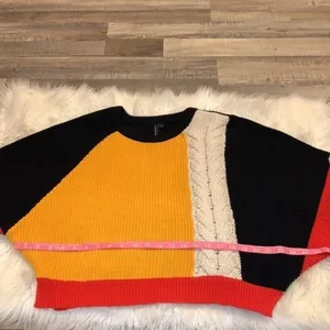Moon & Madison cropped color block cable sweater L thumbnail 8