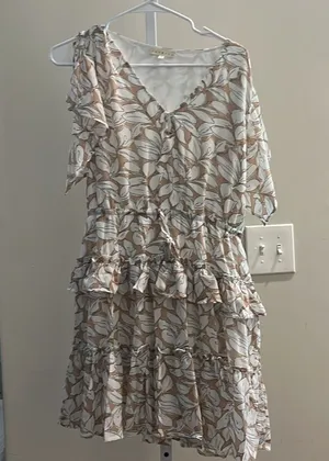 Prómesa Floral Mini Dress in Cream and Brown thumbnail 1