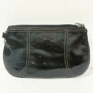 COACH Dark Brown Patent Leather Wristlet ‎ Lavender Purple Lining thumbnail 4