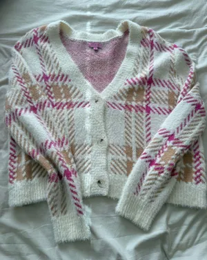 Francesca's Sweater thumbnail 1
