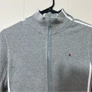 Tommy Hilfiger Gray Full Zip Womens Sweater Size S thumbnail 2