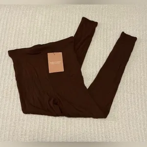 🆕 NWT Naked Wardrobe Baby Mama | Maternity Leggings | Chocolate thumbnail 2