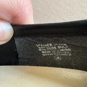 Vintage Gloria Vanderbilt Leather Square Toe Flats thumbnail 6
