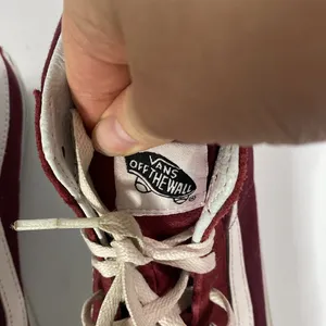 Vans Off the Wall Burgundy High Top Suede Skate Sneakers women’s size 8 thumbnail 9