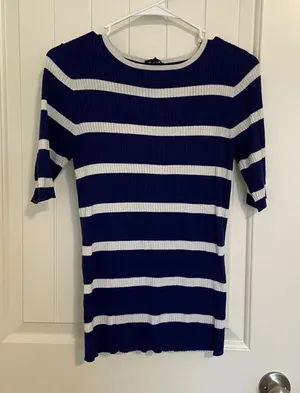 Express women’s blue striped stretchy thin‎ knit sweater — large thumbnail 1