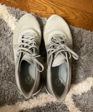 Lululemon Shoes thumbnail 7