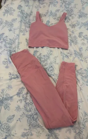 Lululemon Set thumbnail 1