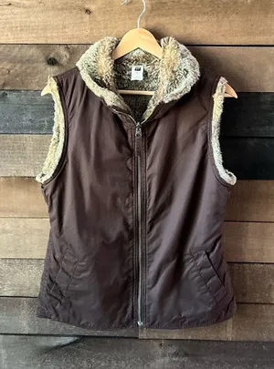 Gap Women's Brown Gilet thumbnail 1