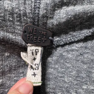 We‎ The Free Free People Grey Ribbed Dolman Sleeve Boat Neck Relaxed Top XSmall thumbnail 4