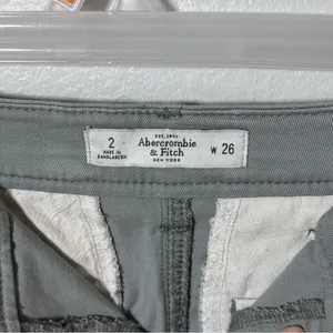 Abercrombie & Fitch Women‎ Casual Gray Shorts size 2 thumbnail 3