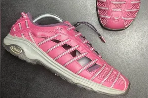 Chacos Women’s Size 10 Pink Outcross Evo 2 Hybrid Hiking Water Shoes thumbnail 1